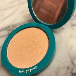 Thrive Causemetics 3d Strobing Highlighter